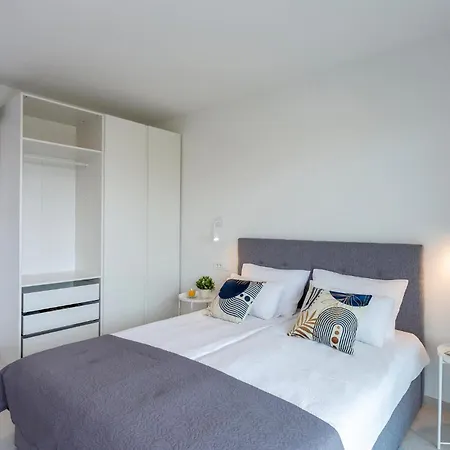 4 Bedroom Beautiful In Medulin